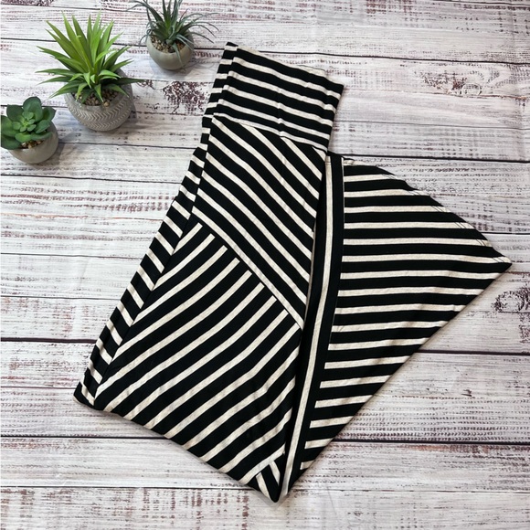 Striped Maxi Skirt - Picture 2 of 7